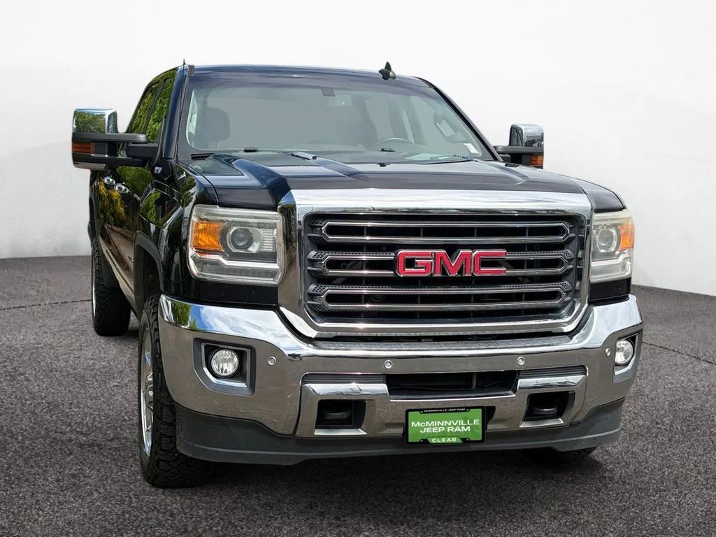 Used 2015 Black GMC SLT image 7
