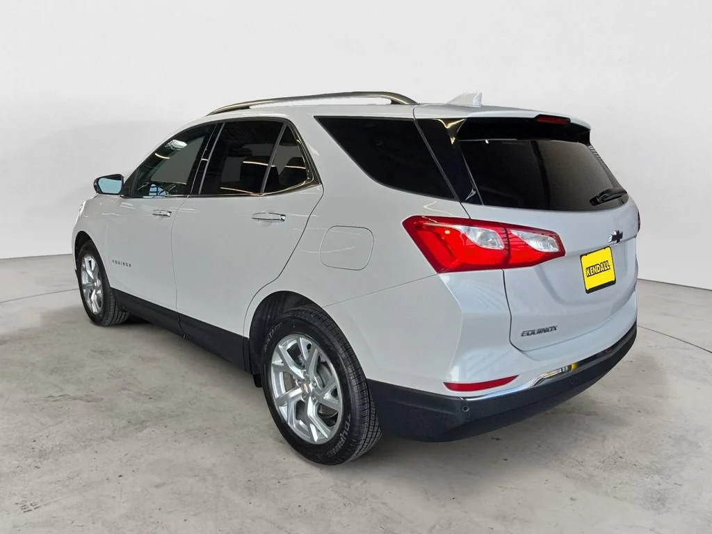 Used 2020 IRIDESCENT PEARL TRICOAT Chevrolet Premier image 7