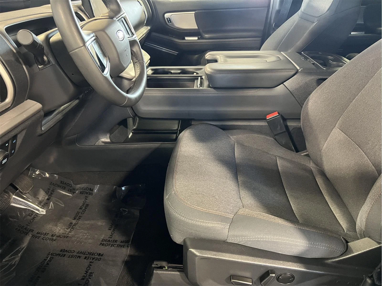 Used 2025 Agate Black Ford Active image 26