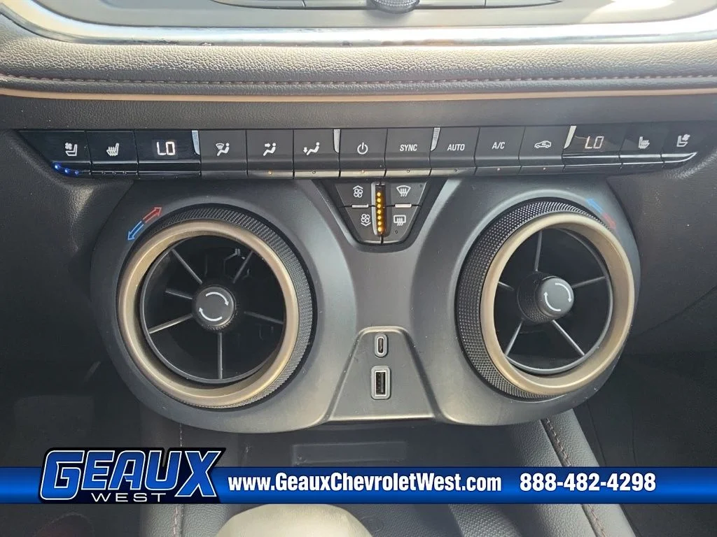 Used 2023 Beige Chevrolet Premier image 19