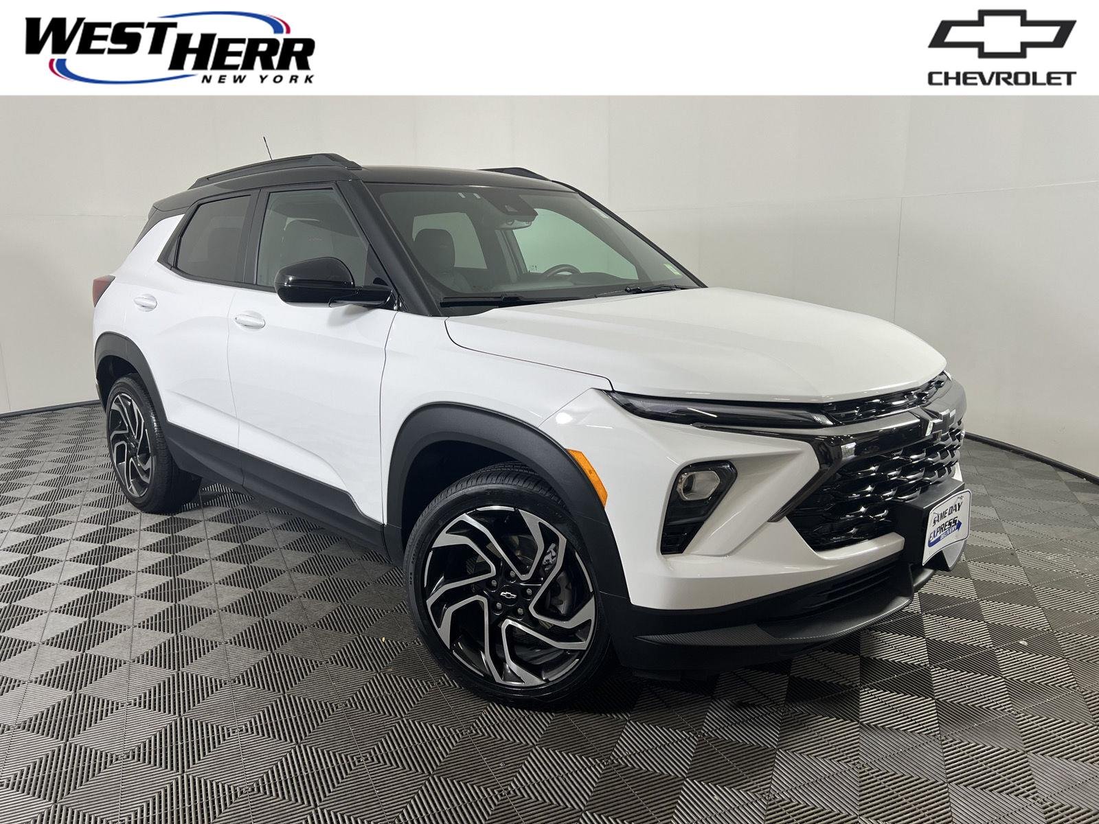Used 2024 Summit White Chevrolet RS image 1