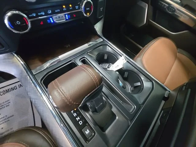 Used 2023 Red Ford King Ranch image 18