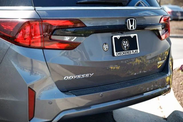 2026 Honda Odyssey Touring - Photo 10