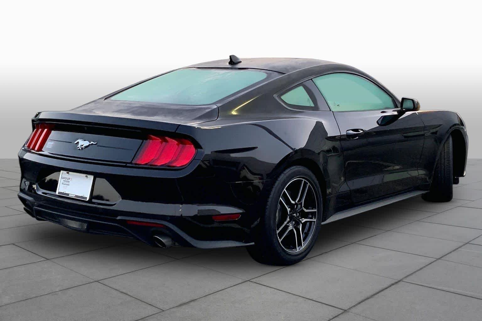 Used 2021 Shadow Black Ford EcoBoost image 11