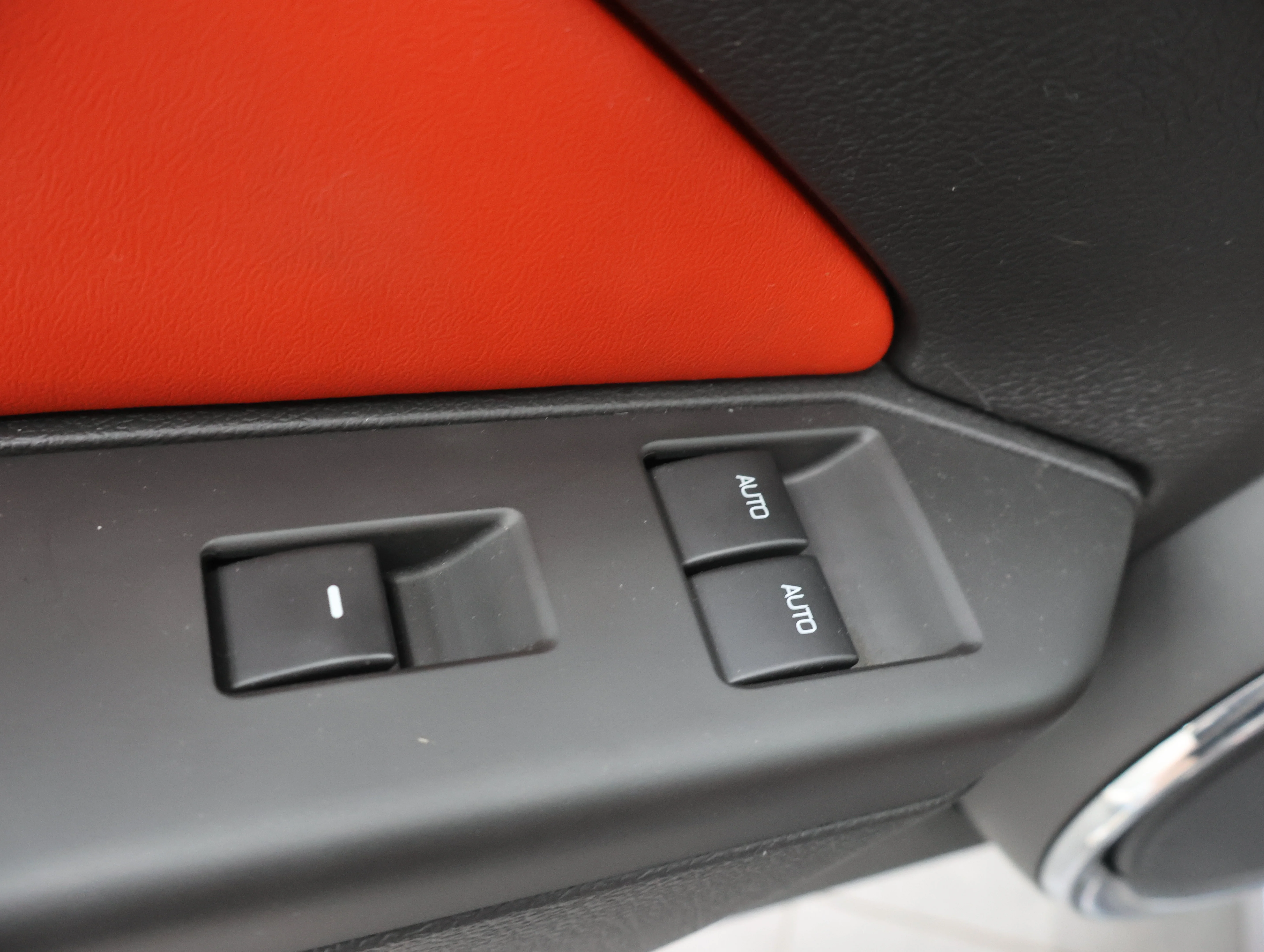 Used 2014 Sterling Gray Metallic Ford GT Premium image 33