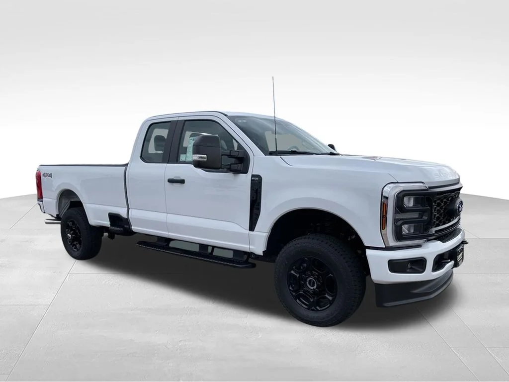 New 2026 Oxford White Ford F-350® XL image 2
