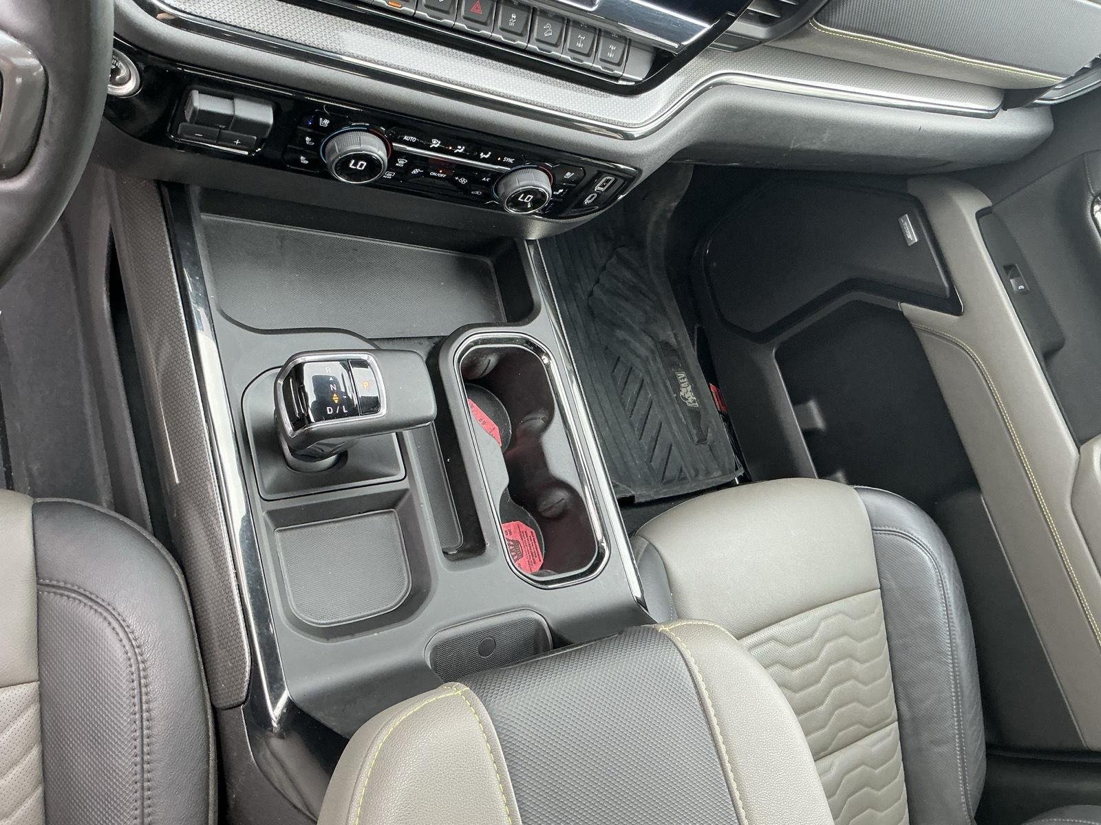 Used 2024 Summit White Chevrolet ZR2 image 4
