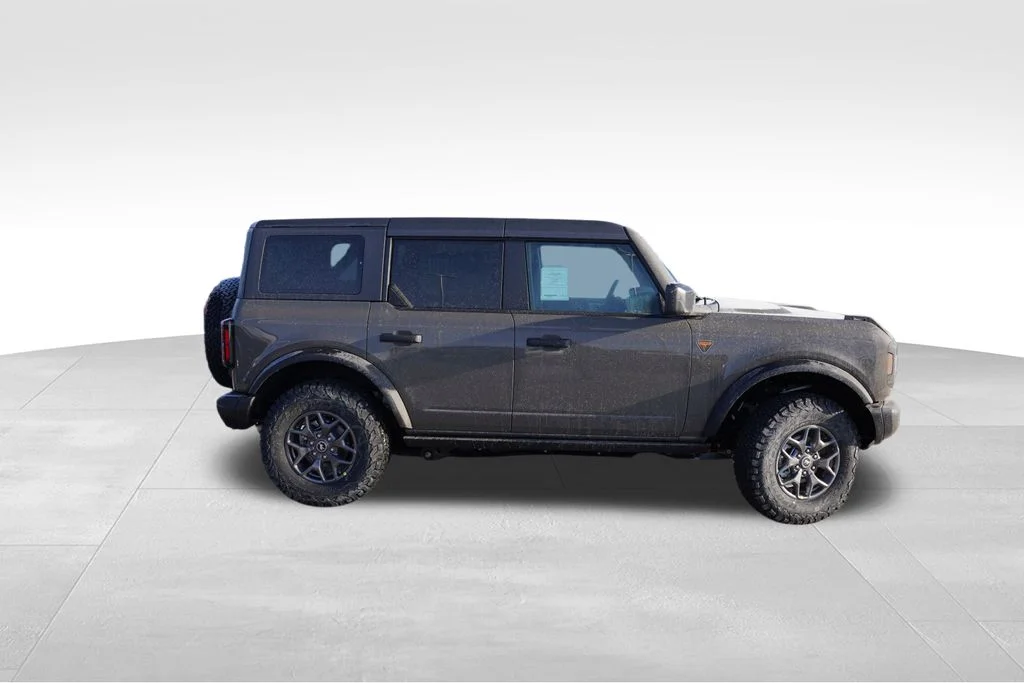 New 2025 Ford Bronco Badlands 4D Sport Utility in #NF585085 | Jeff