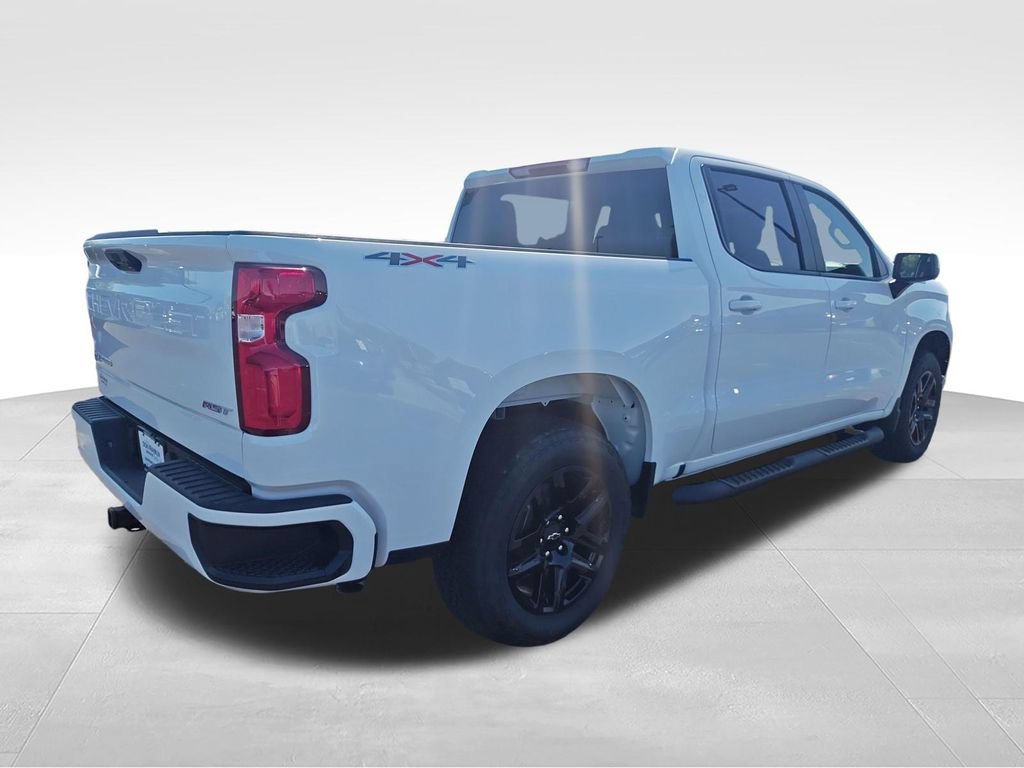 New 2026 Summit White Chevrolet RST image 5