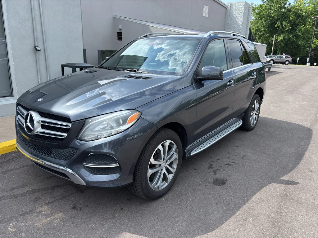 Used 2016 Steel Gray Metallic Mercedes-Benz GLE350 4MATIC® image 2