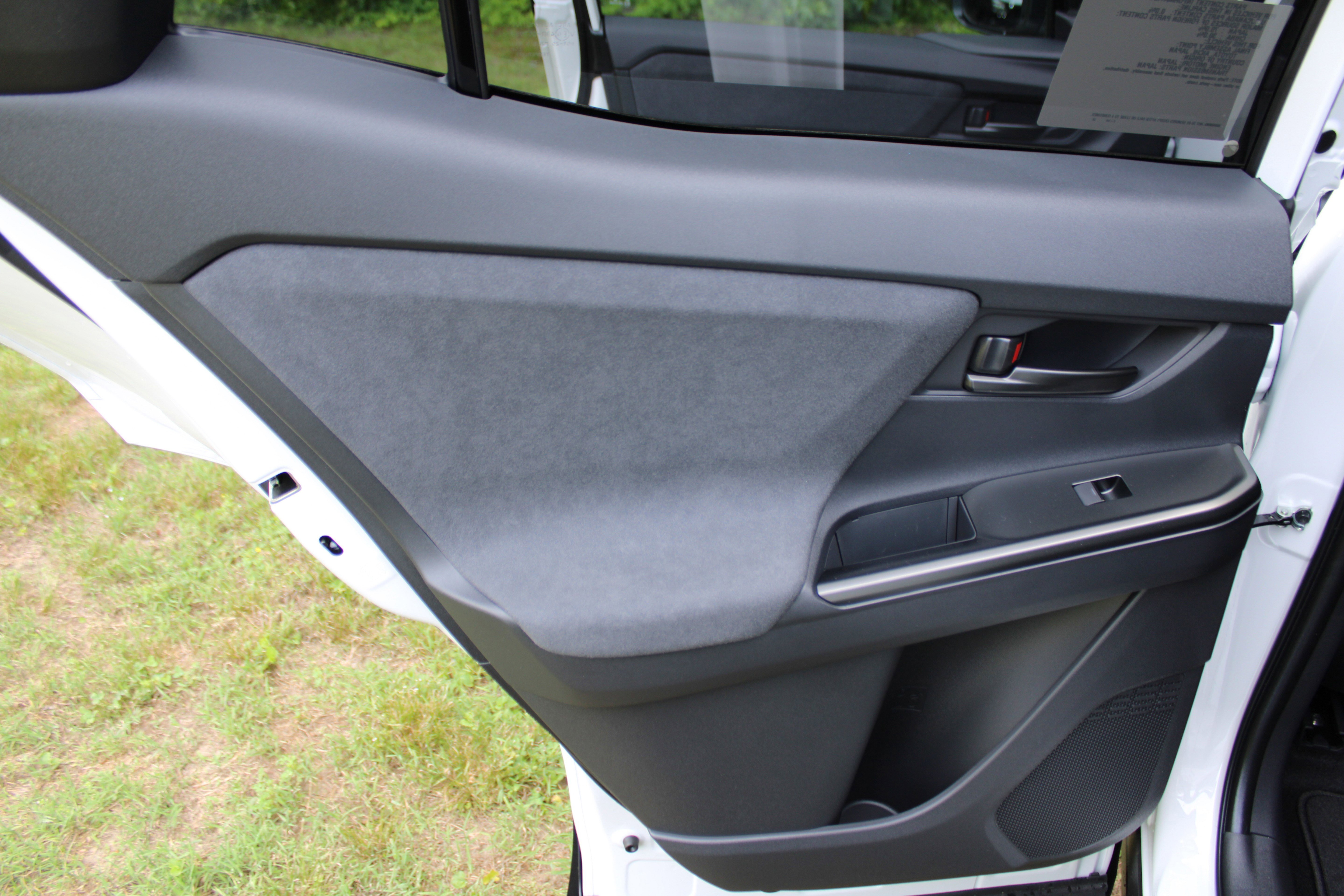 New 2026 Wind Chill Pearl <sup>1</sup> Toyota  SE image 23