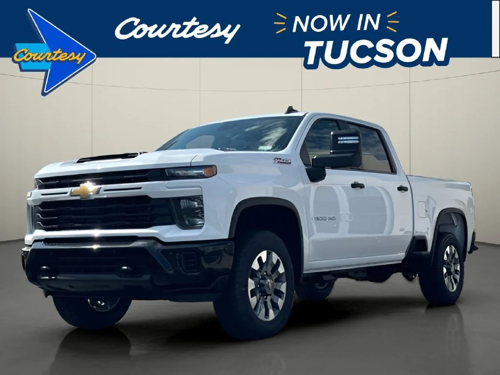 New 2026 Summit White Chevrolet Custom image 1