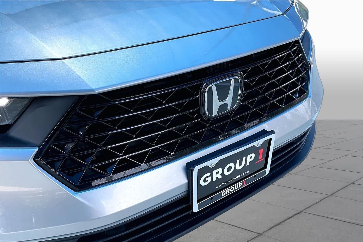 Certified Used 2025 Solar Silver Metallic Honda HYBRID SPORT image 30