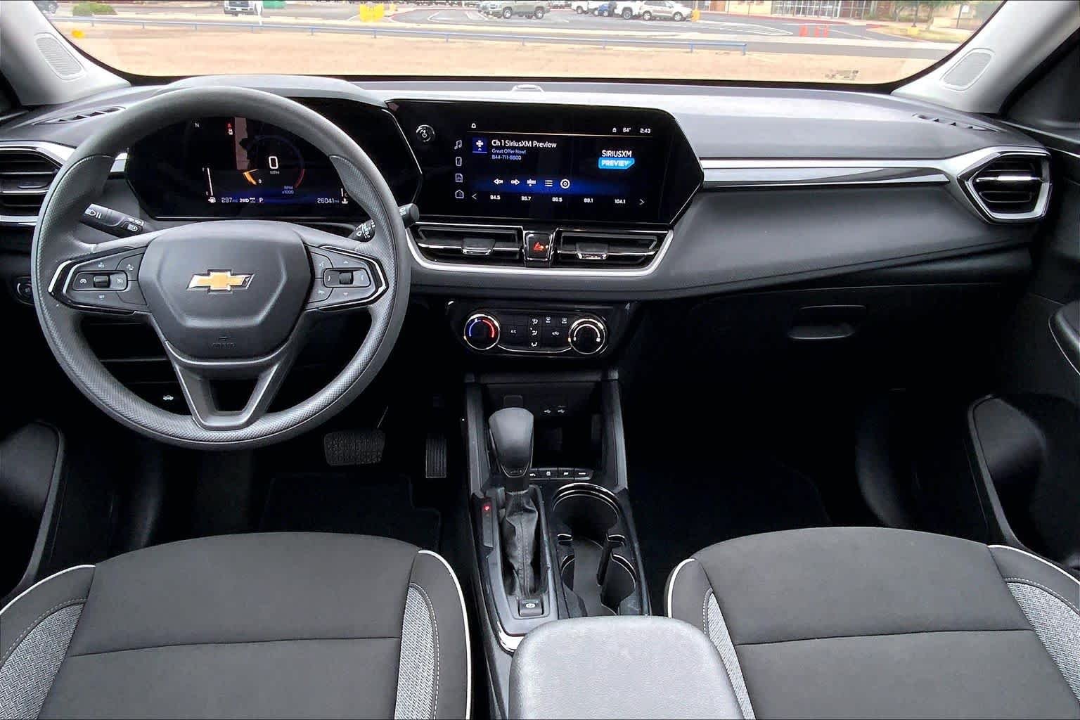 Used 2025 Mosaic Black Metallic Chevrolet LT image 16
