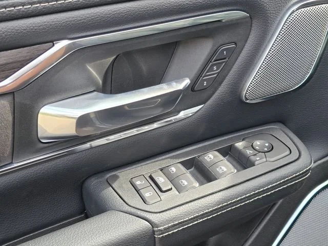 New 2026 Granite Crystal Metallic Clearcoat Ram Laramie image 50