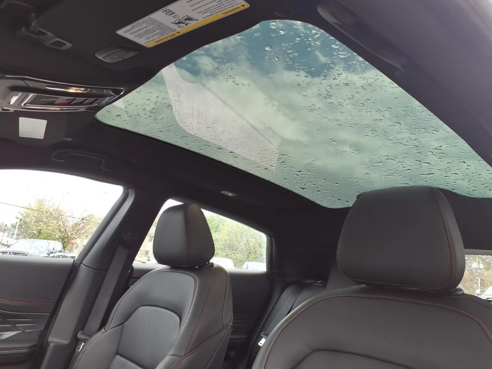 New 2026 White Knuckle Exterior Paint Dodge R/T Plus image 9