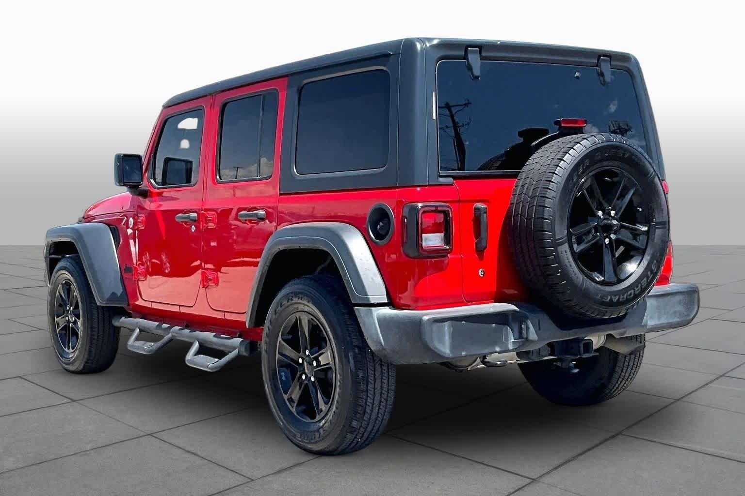 Used 2019 Firecracker Red Clearcoat Jeep Sport Altitude image 11