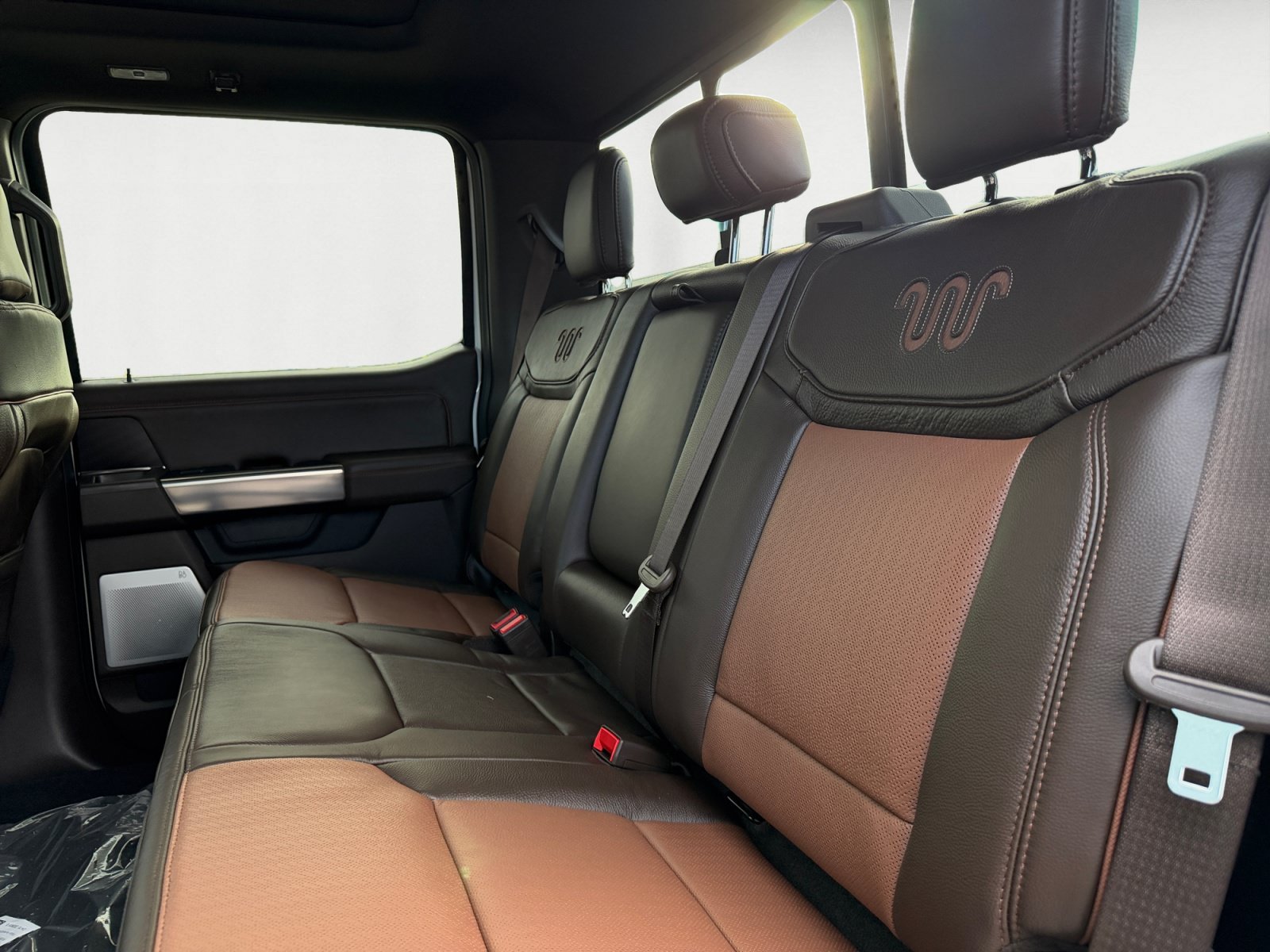 New 2026 Star White Metallic Tri-Coat Ford King Ranch image 13