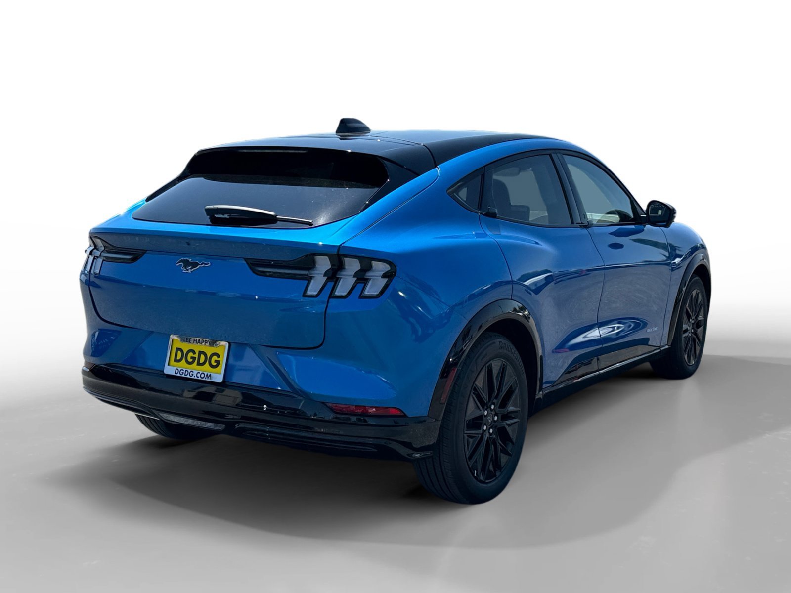 New 2026 Velocity Blue Metallic Ford Premium image 5