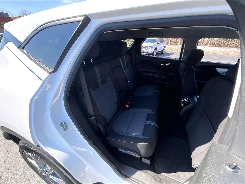 Used 2023 White Chevrolet LT image 15