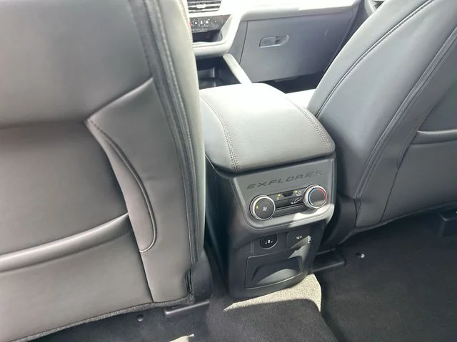 New 2026 Agate Black Metallic Ford Active image 56