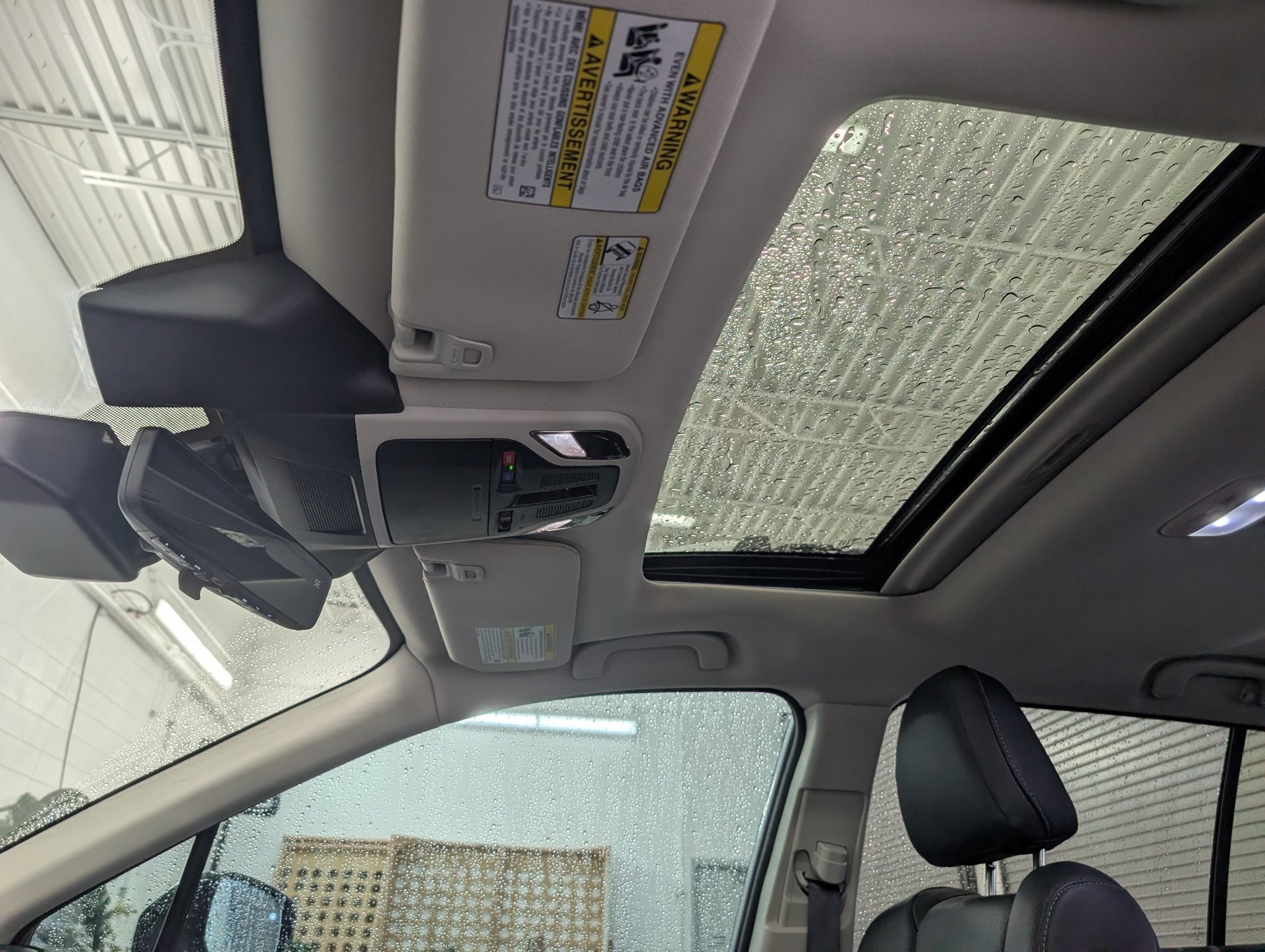 2025 Subaru Outback Touring - Photo 19