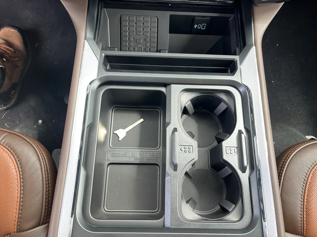New 2026 Glacier Gray Metallic Tri-Coat Ford F-250® King Ranch® image 37