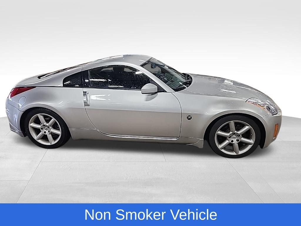 Used 2003 Nissan 350Z Performance with VIN JN1AZ34E43T018833 for sale in Northfield, Minnesota