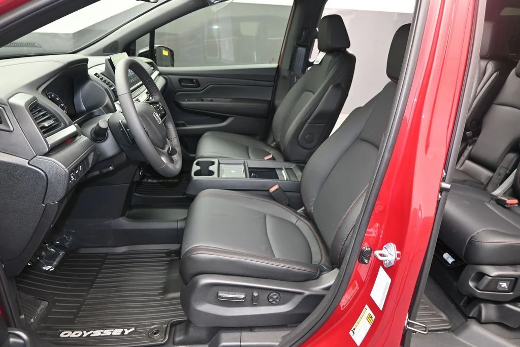 New 2026 Radiant Red Metallic II Honda Sport-L image 15