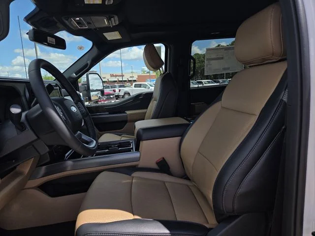 New 2026 Star White Metallic Tri-Coat Ford F-250® Lariat® image 33