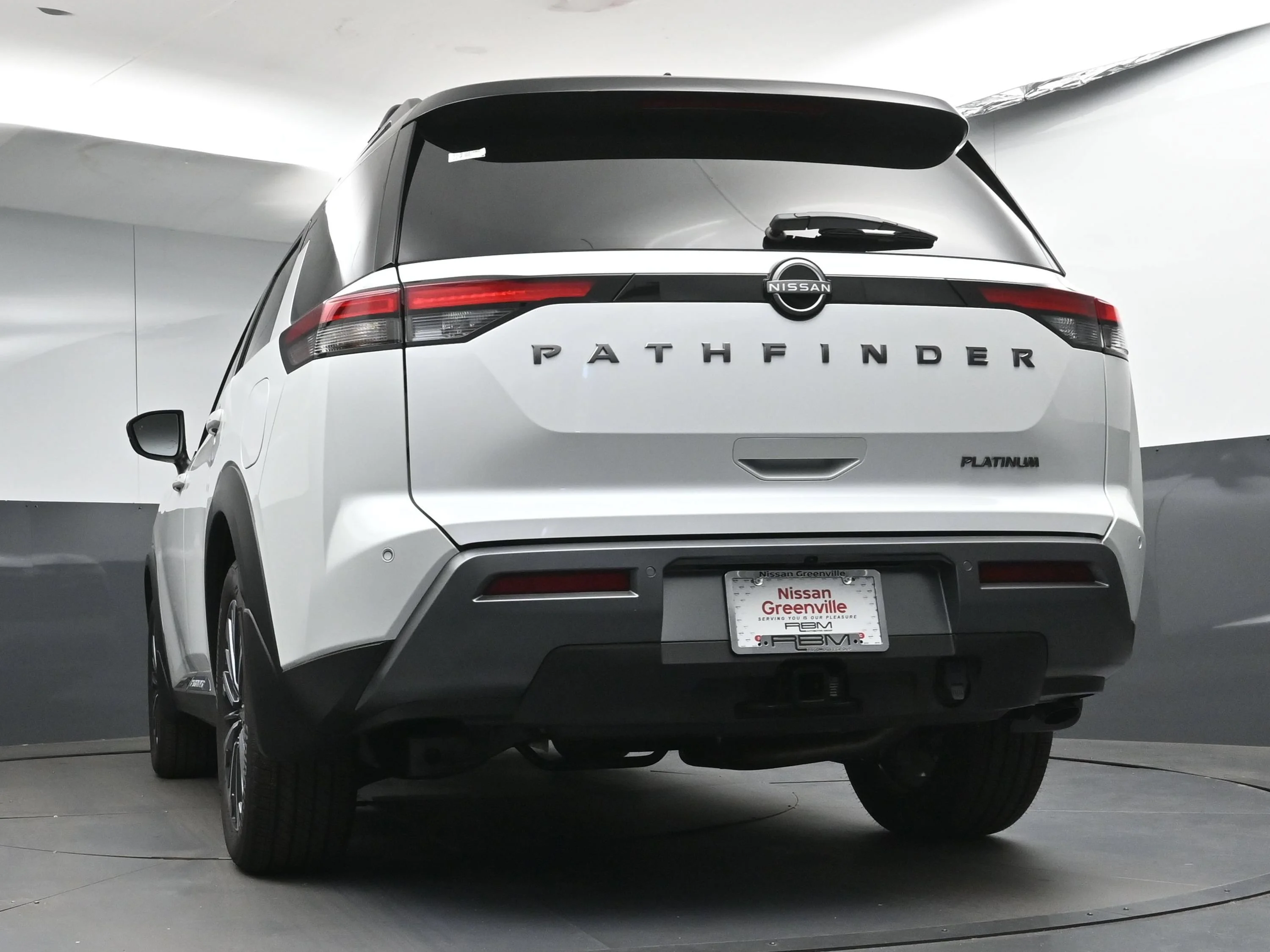 New 2026 Everest White Pearl TriCoat / Super Black Two-tone Nissan Platinum image 28