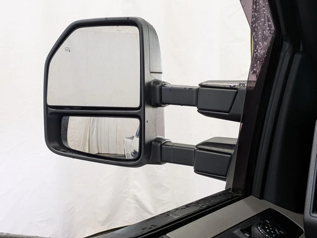 Used 2019 White Ford XL image 18