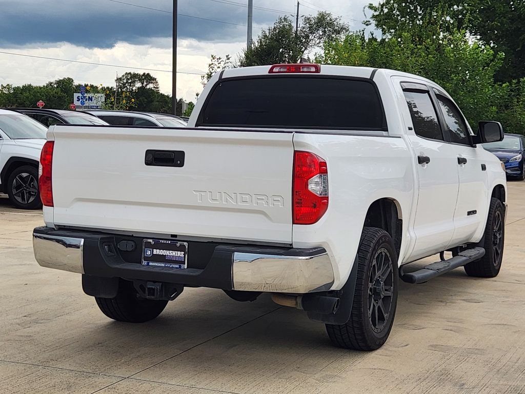 Used 2020 Super White Toyota SR5 image 7