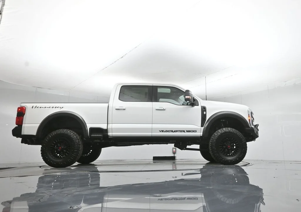 New 2026 Star White Metallic Tri-Coat Ford Lariat image 51