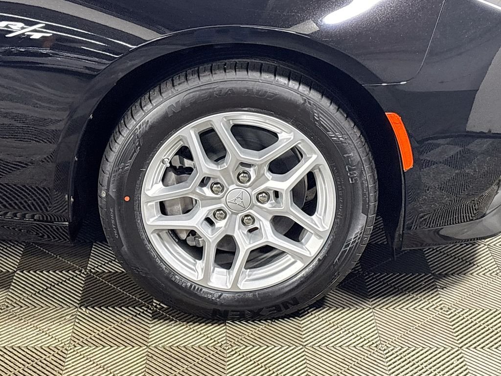 New 2026 Diamond Black Crystal Pearlcoat Dodge R/T image 21