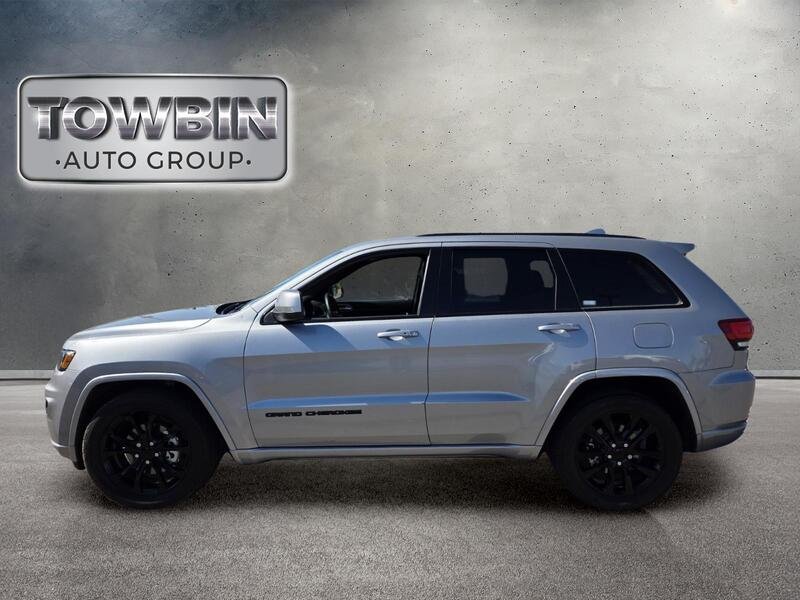 Used 2019 Billet Silver Metallic JEEP ALTITUDE 4X2 image 7