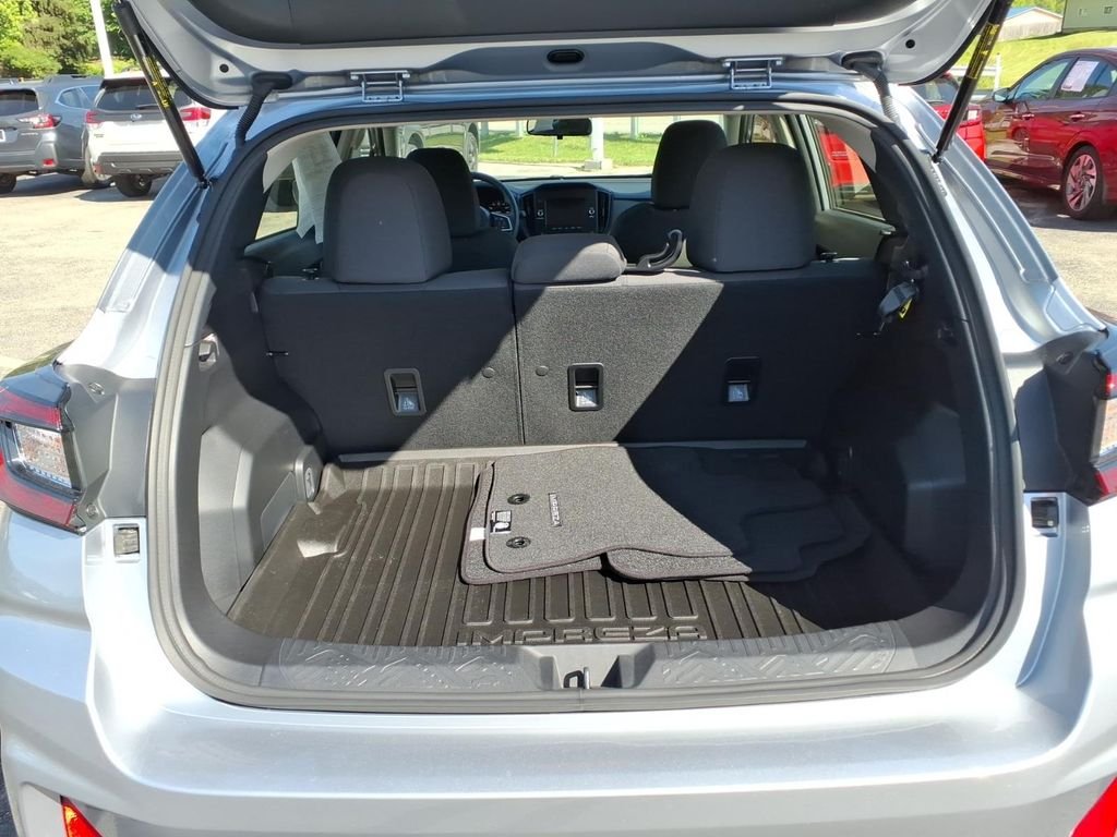 Used 2025 Ice Silver Metallic Subaru Base image 13