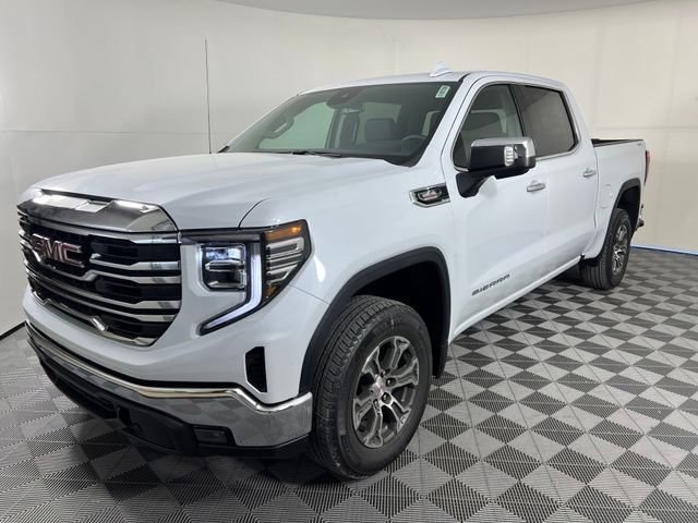 New 2026 Glacier White Tricoat GMC SLT image 3