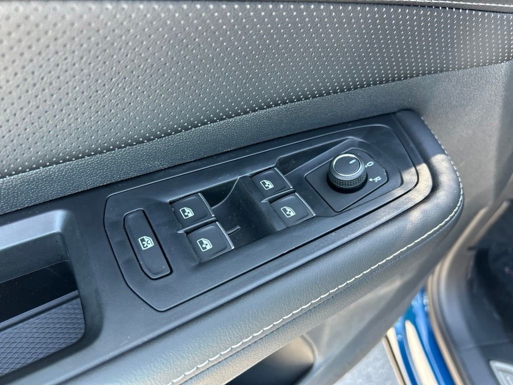 New 2026 Blue Volkswagen 2.0T SE w/Technology image 19