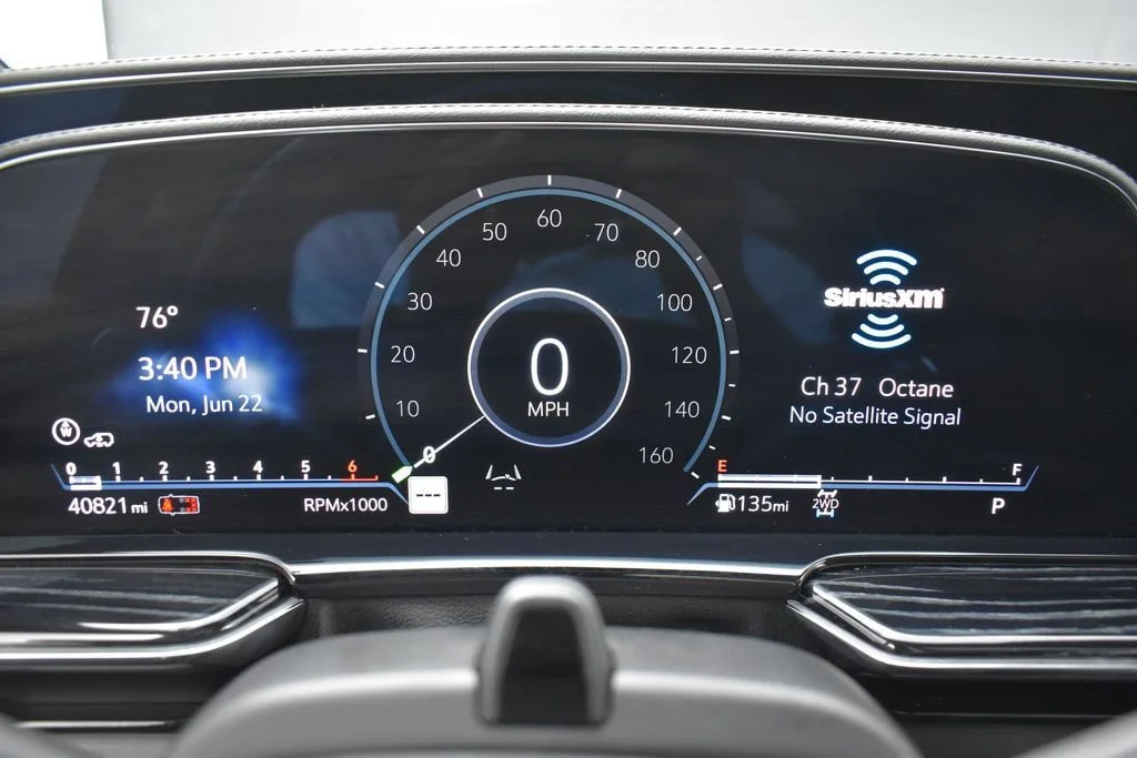 Used 2022 Galactic Gray Metallic Cadillac Sport image 17
