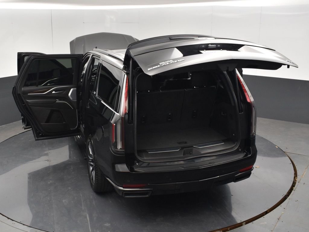 Used 2023 Black Cadillac Sport Platinum image 30