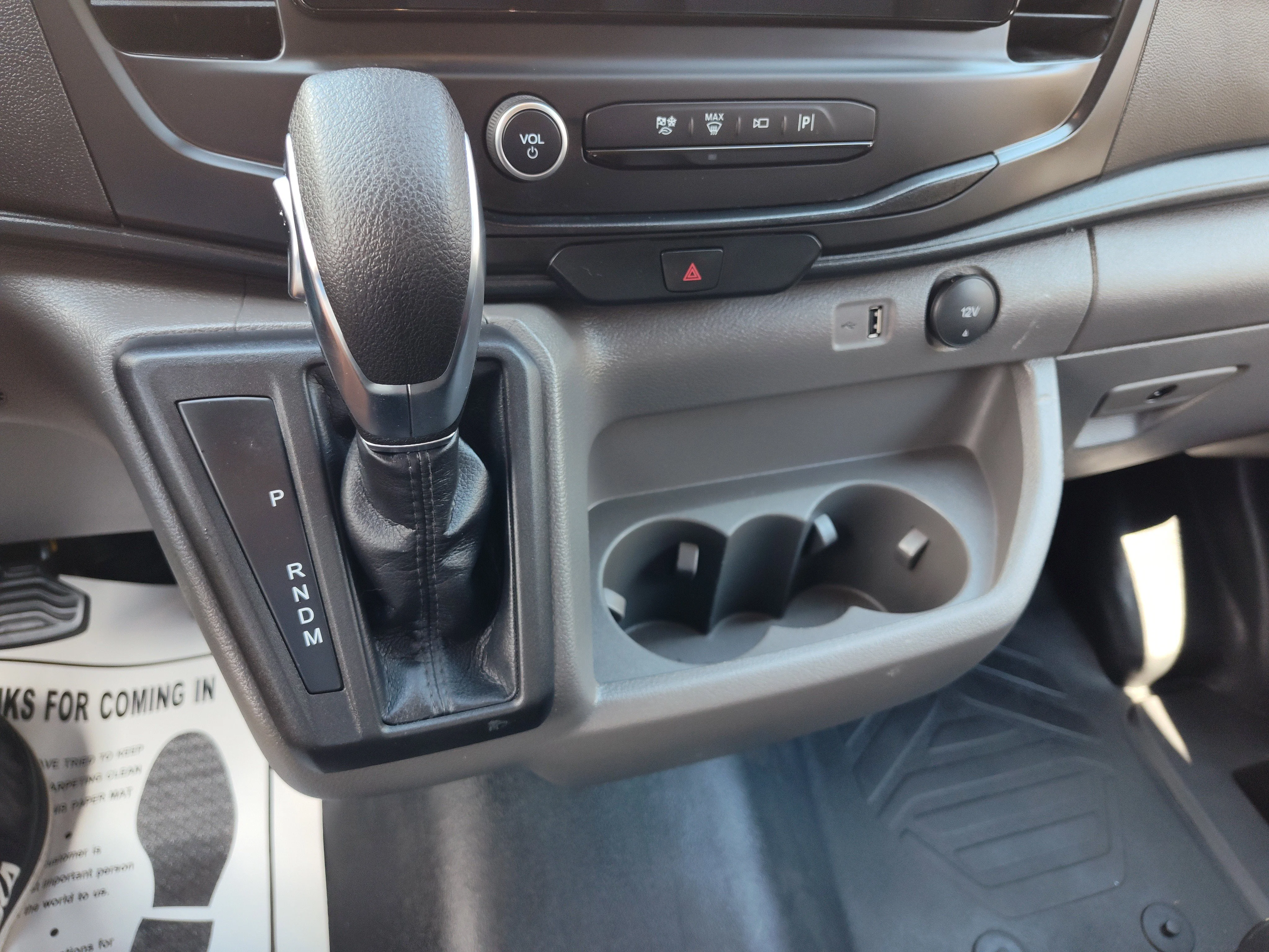 2024 Ford Transit Passenger Van XL - Photo 28