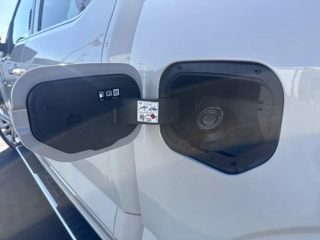 Certified Used 2024  Ford Lariat image 22
