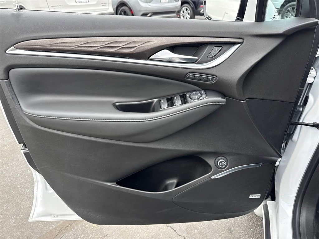 2022 BUICK ENCLAVE - Image 13