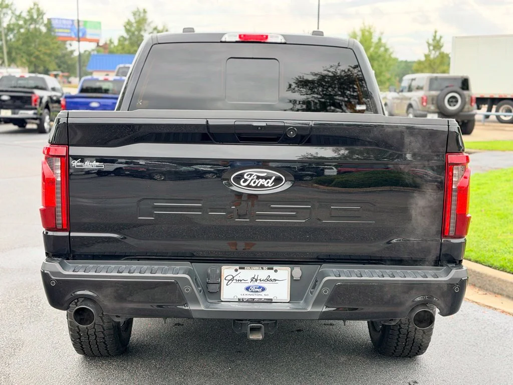Used 2024 Black Ford XLT image 9