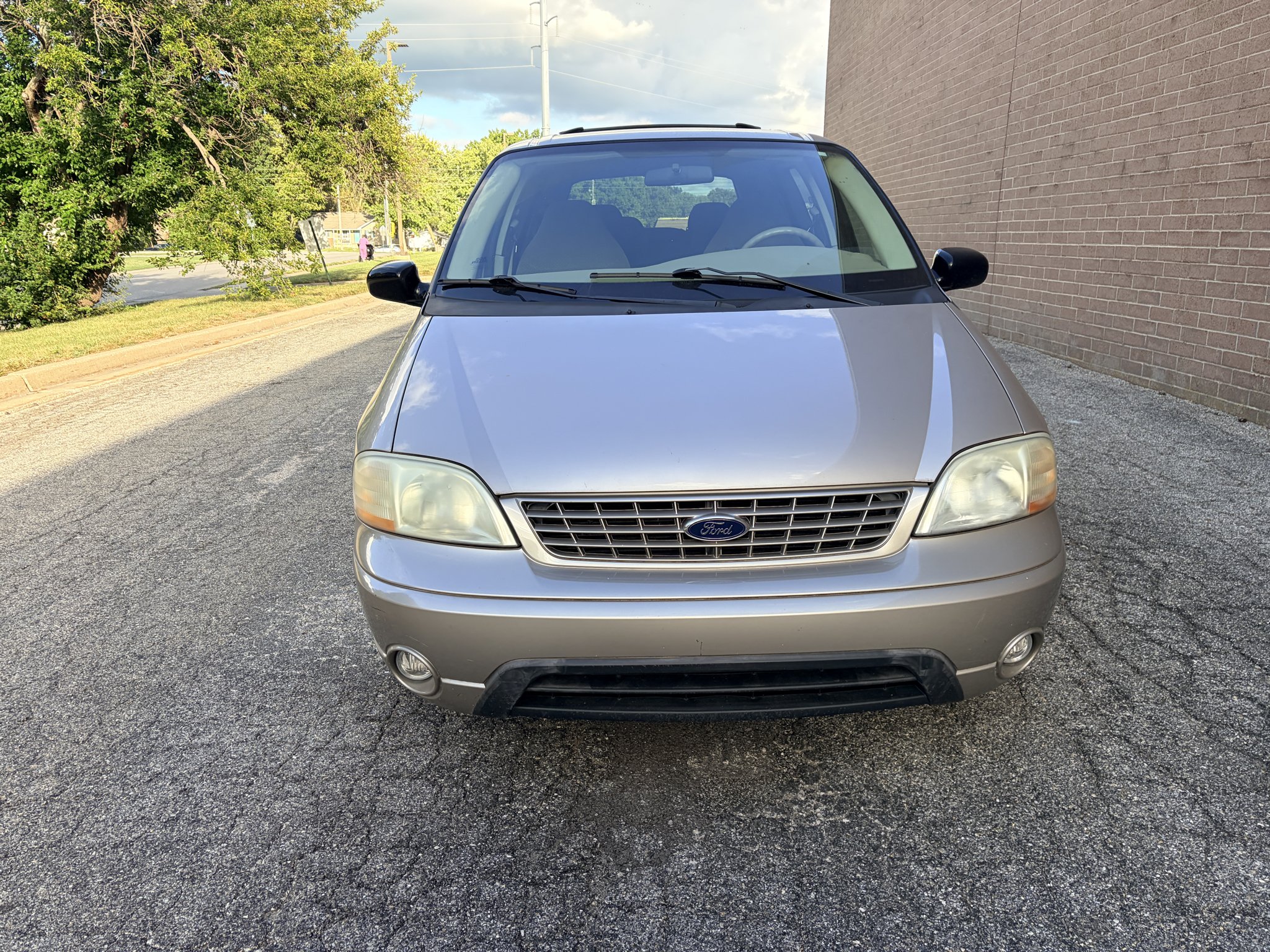 Used 2003 Silver Frost Clearcoat Metallic Ford LX image 8