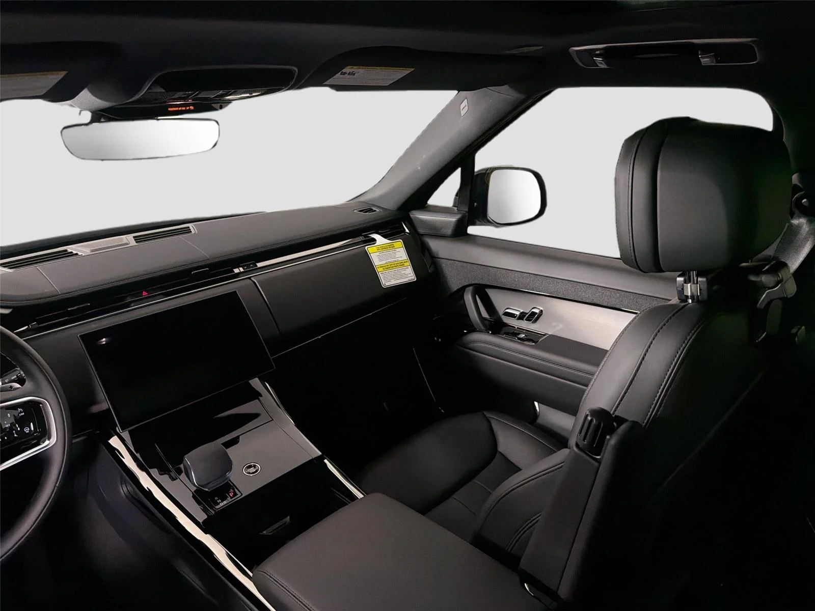 New 2026 Borasco Grey LAND ROVER SE image 22