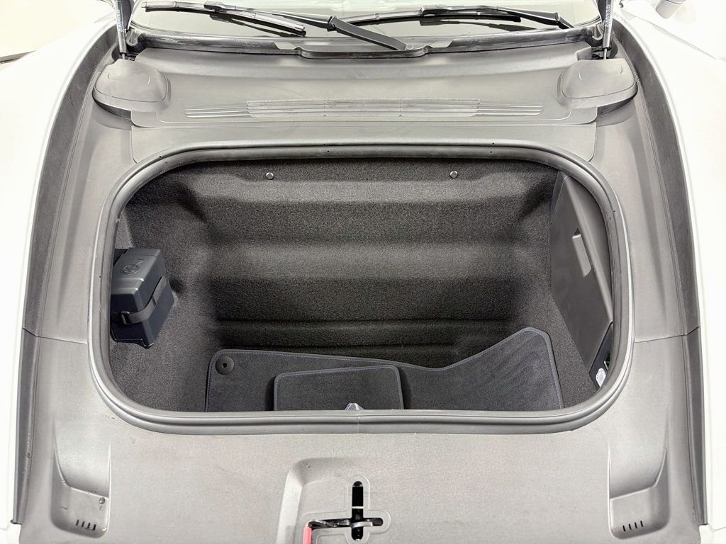 Certified Used 2025 White Porsche  image 32