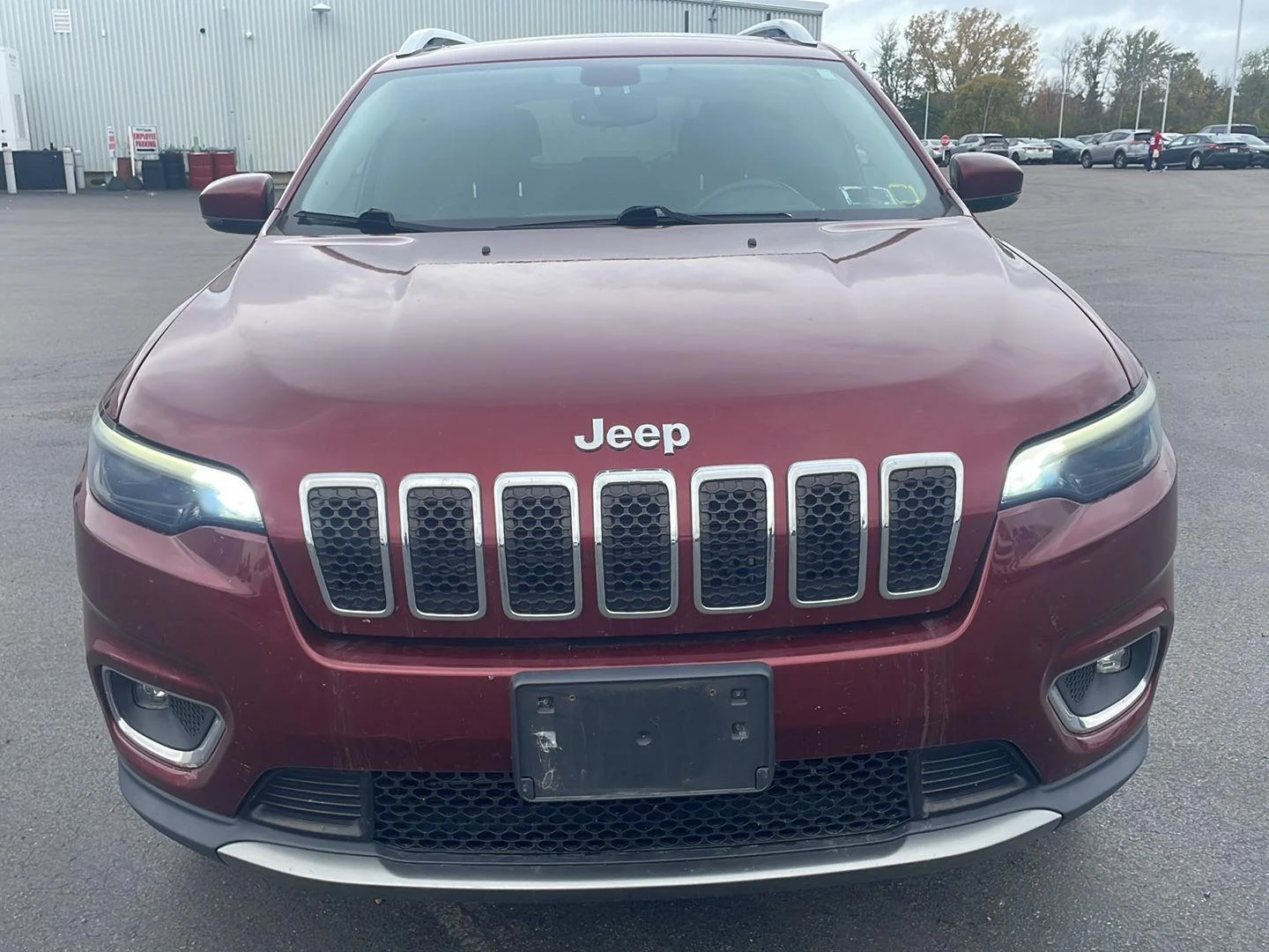 Used 2019 Velvet Red Pearlcoat Jeep Limited image 7