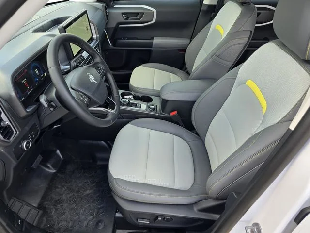 New 2026 Oxford White Ford Badlands® image 18
